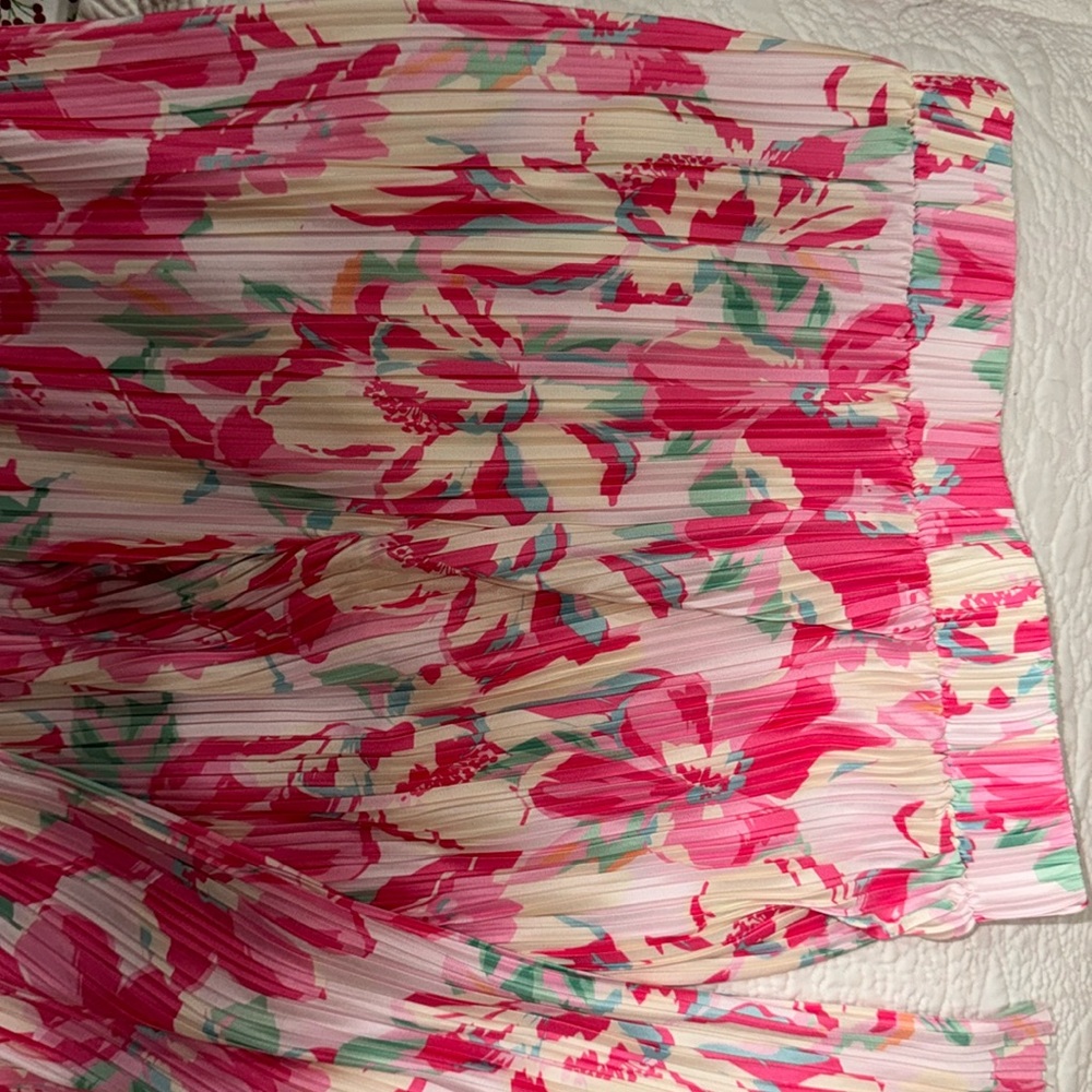 Matching pants to top Pink colorful Brand New ruffle material pants